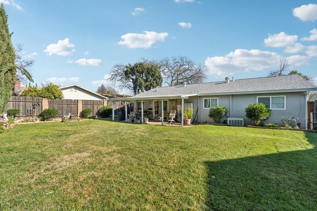 5725 Mangrove Ct, Orangevale, CA 95662