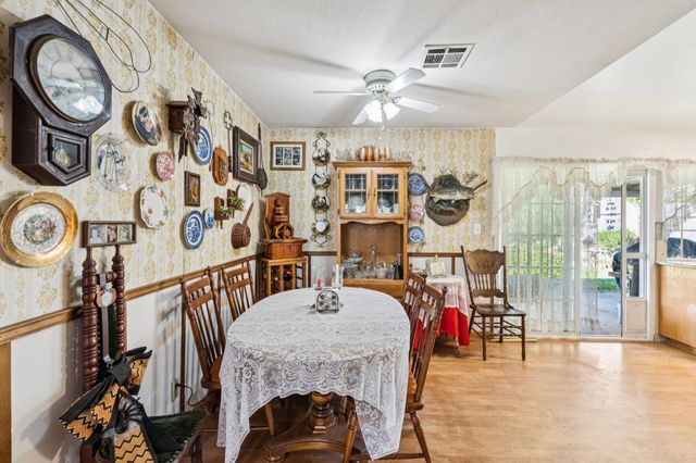 5725 Mangrove Ct, Orangevale, CA 95662