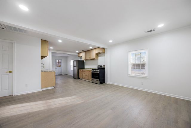 3800 E MALLORY AVE, Memphis, TN 38111