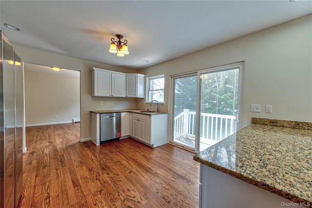 44 Westminster Drive, Shirley, NY 11967