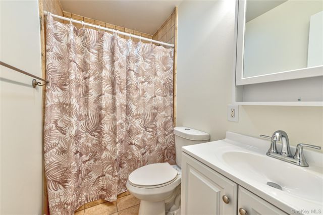 44 Westminster Drive, Shirley, NY 11967