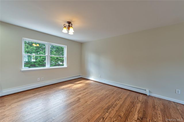 44 Westminster Drive, Shirley, NY 11967