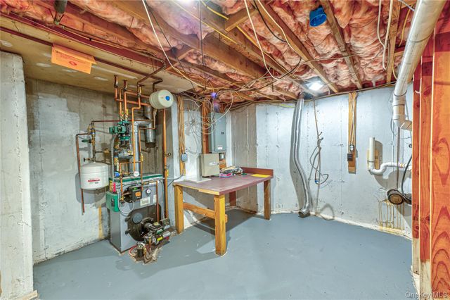 44 Westminster Drive, Shirley, NY 11967