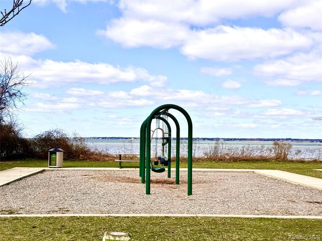 44 Westminster Drive, Shirley, NY 11967