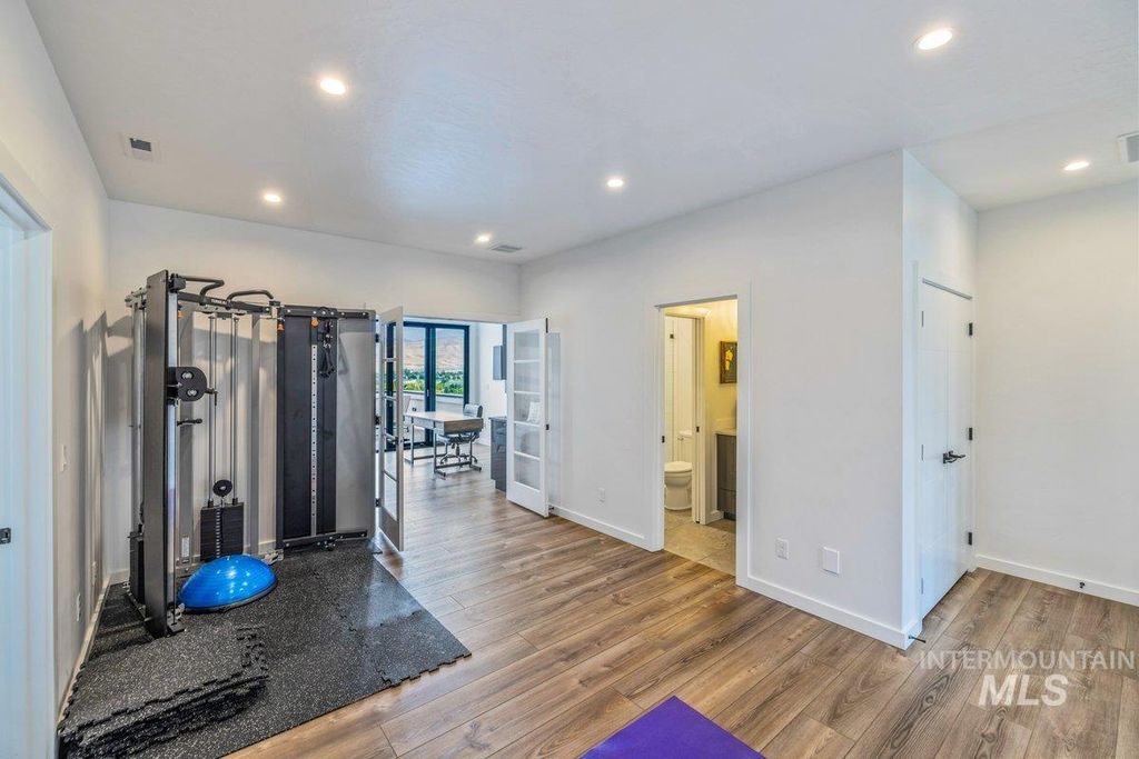 3492 E Heartleaf Dr, Boise, ID 83716 photo 21