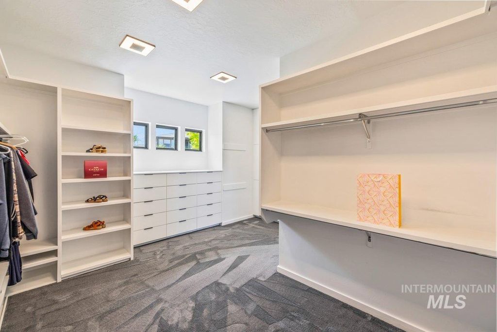 3492 E Heartleaf Dr, Boise, ID 83716 photo 32