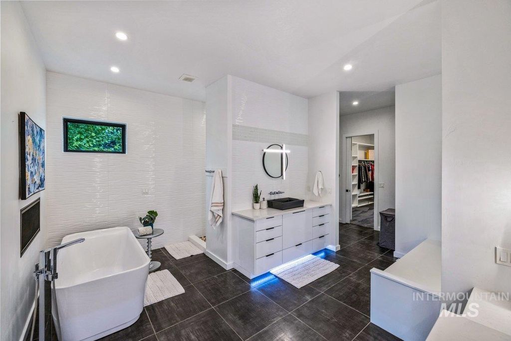 3492 E Heartleaf Dr, Boise, ID 83716 photo 34