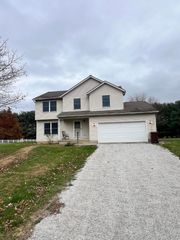 25 Nichole Court, Pataskala, OH 43062