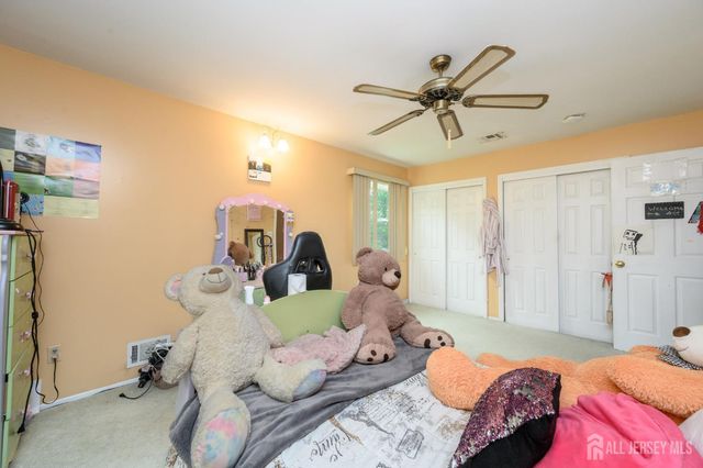 3 Charles Court, Edison, NJ 08820