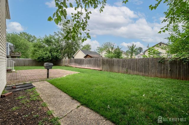 3 Charles Court, Edison, NJ 08820