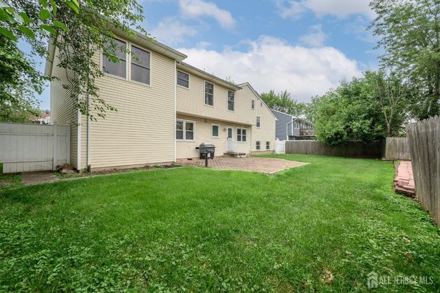 3 Charles Court, Edison, NJ 08820