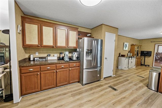 1575 Davis Road W, Fairmount, GA 30139