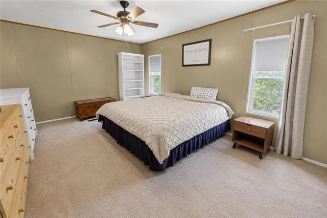 1575 Davis Road W, Fairmount, GA 30139