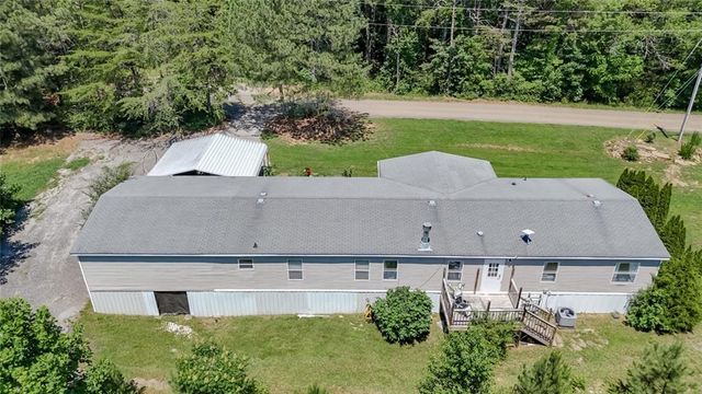 1575 Davis Road W, Fairmount, GA 30139