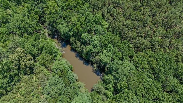 1575 Davis Road W, Fairmount, GA 30139