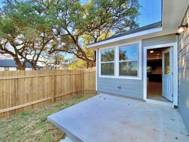 2309 Pecan Island DR, Leander, TX 78641