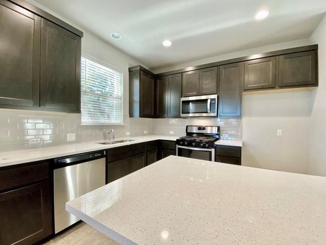 2309 Pecan Island DR, Leander, TX 78641