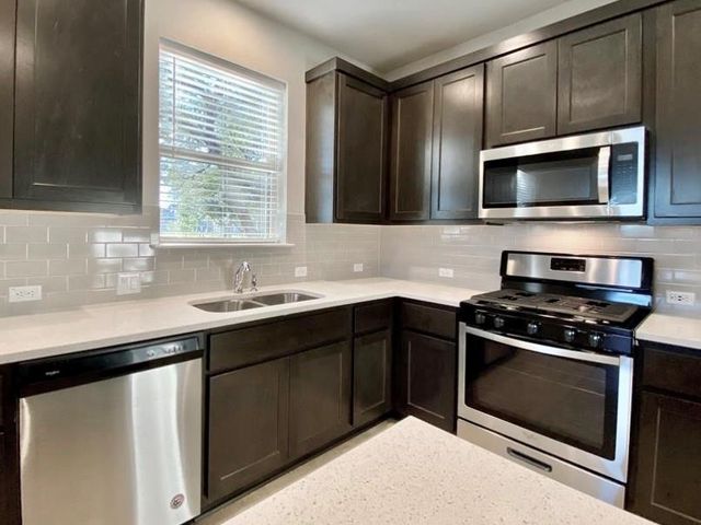 2309 Pecan Island DR, Leander, TX 78641