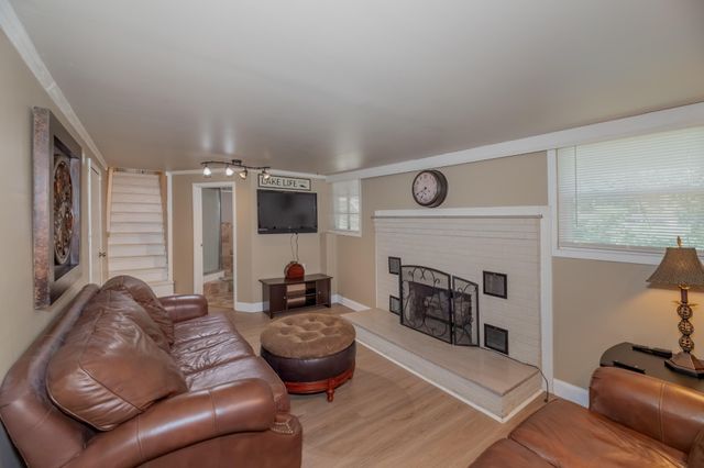 1112 Dogwood Drive, Kingston, TN 37763