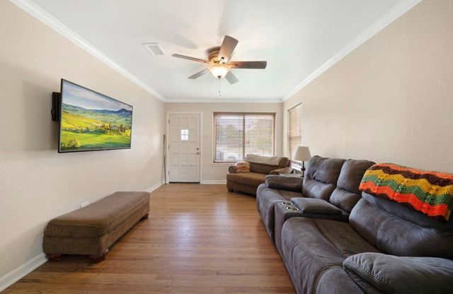 10204 McCree Road, Dallas, TX 75238
