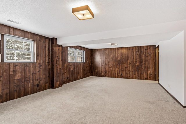 703 Hanson COURT, Onalaska, WI 54650