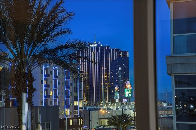 4575 Dean Martin Drive 307, Las Vegas, NV 89103