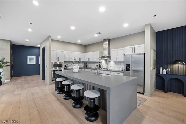 4575 Dean Martin Drive 307, Las Vegas, NV 89103