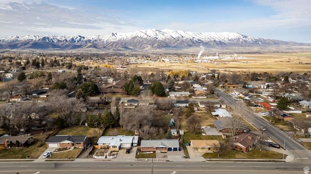215 N 800 E, Hyrum, UT 84319