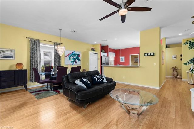 455 Crossfield CIR # 71, Naples, FL 34104