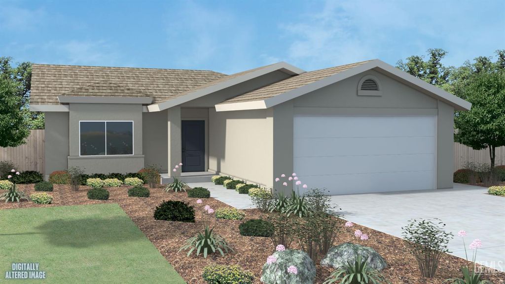 922 Aggies Avenue, Delano, CA 93215