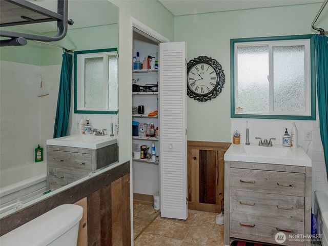1511 June Drive, Vancouver, WA 98661