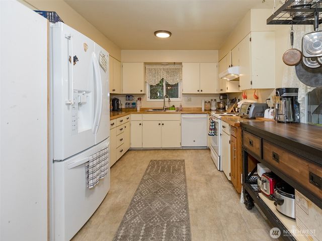1511 June Drive, Vancouver, WA 98661