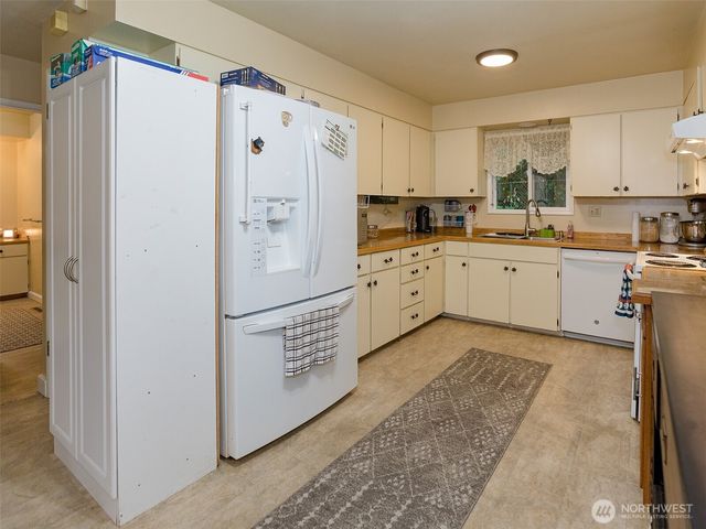 1511 June Drive, Vancouver, WA 98661