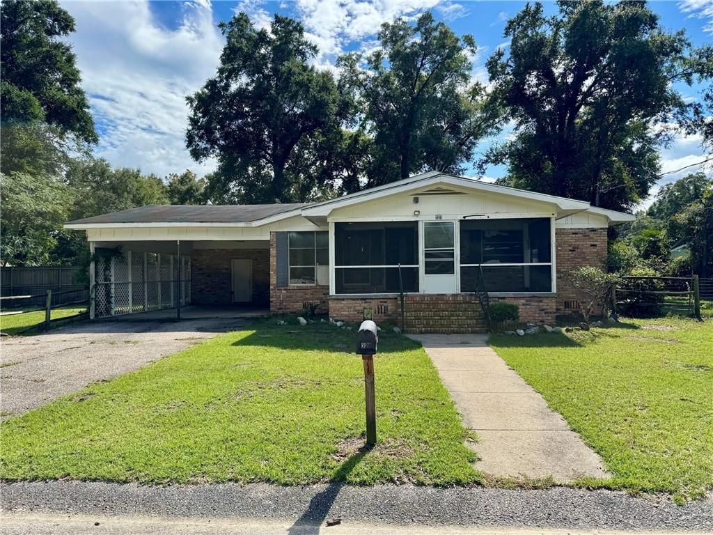 221 Strange Avenue, Saraland, AL 36571 — exterior