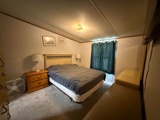 76 Kelsey Lane, Pikeville, TN 37367
