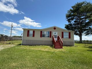 76 Kelsey Lane, Pikeville, TN 37367