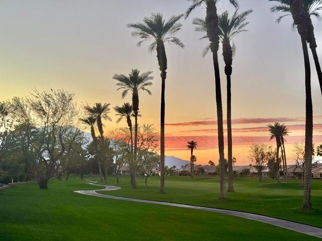 38517 Fallbrook Avenue, Palm Desert, CA 92211
