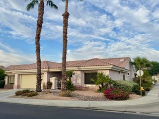 38517 Fallbrook Avenue, Palm Desert, CA 92211