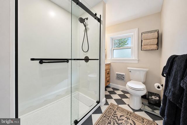 102 WEST AVE, Pitman, NJ 08071