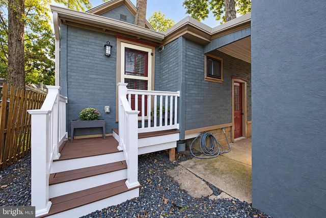 102 WEST AVE, Pitman, NJ 08071