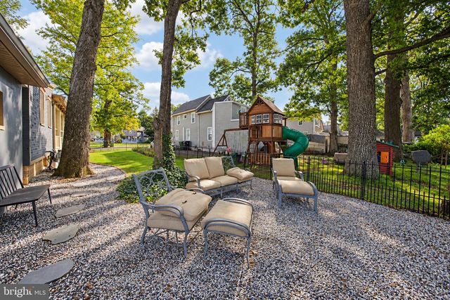 102 WEST AVE, Pitman, NJ 08071
