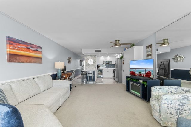 1210 N Waccamaw Dr Unit 802, Murrells Inlet, SC 29576