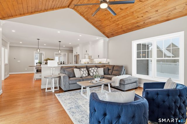 1 Elaine Drive, Suffield, CT 06093