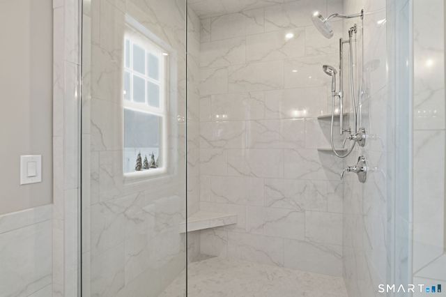 1 Elaine Drive, Suffield, CT 06093