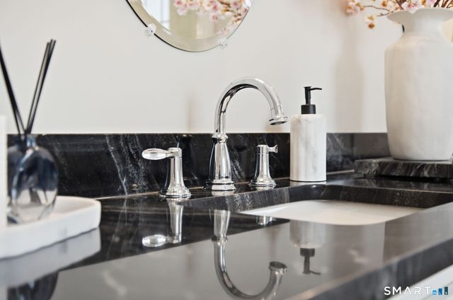 1 Elaine Drive, Suffield, CT 06093