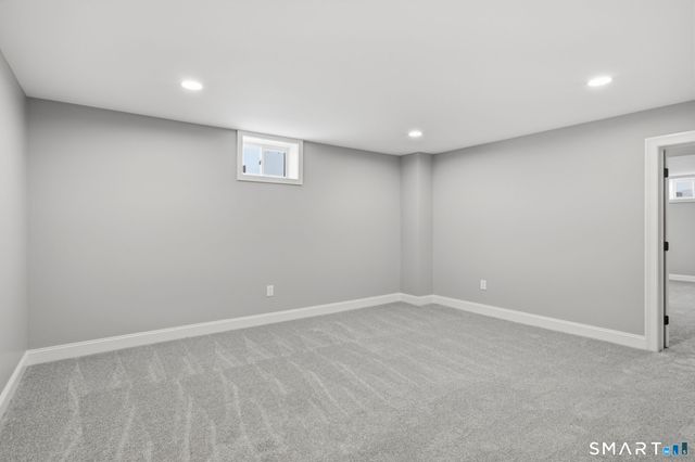 1 Elaine Drive, Suffield, CT 06093