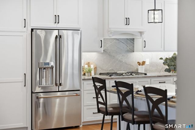 1 Elaine Drive, Suffield, CT 06093