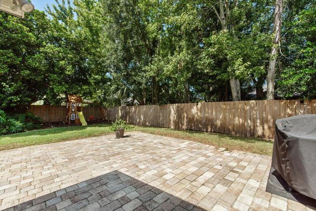 2066 E Forest Gate Dr, Jacksonville, FL 32246