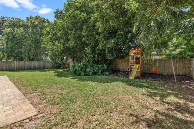 2066 E Forest Gate Dr, Jacksonville, FL 32246