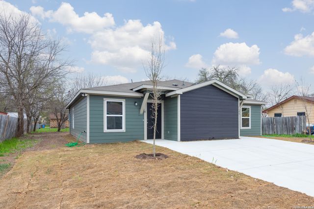 1143 Magnolia, Seguin, TX 78155